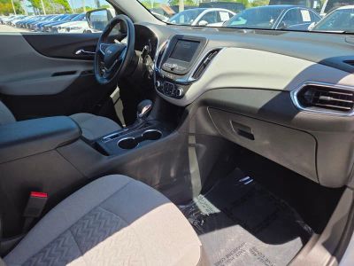 2024 Chevrolet Equinox — photo 9 view