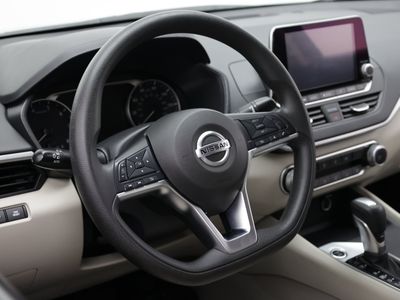 2022 Nissan Altima - Photo 11