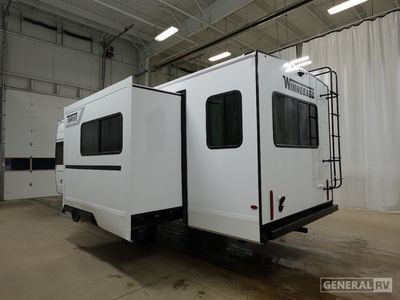 2026 Winnebago Thrive - Photo 3
