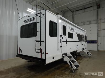 2026 Winnebago Thrive - Photo 4