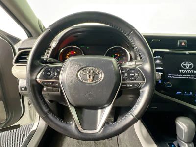 2019 Toyota Camry — photo 15 view