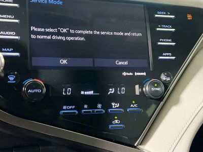 2019 Toyota Camry — photo 23 view