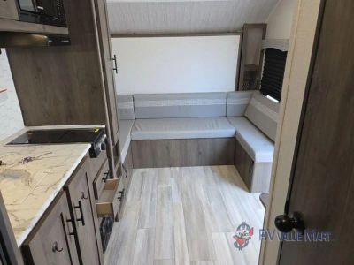 2022 Coachmen RV Clipper Ultra-Lite — photo 20 view