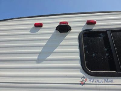 2022 Coachmen RV Clipper Ultra-Lite — photo 13 view