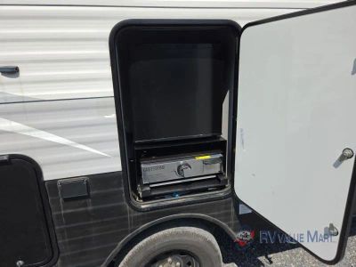 2022 Coachmen RV Clipper Ultra-Lite — photo 12 view