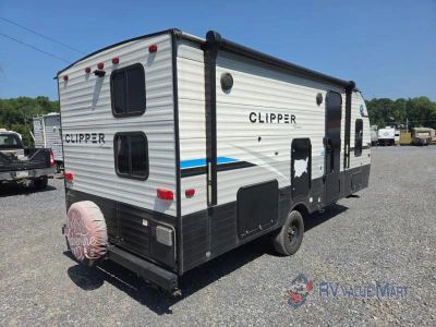 2022 Coachmen RV Clipper Ultra-Lite — photo 8 view