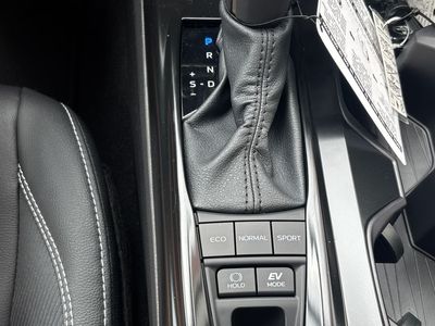 2026 Toyota Camry - Photo 15