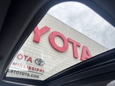 2026 Toyota Camry - Photo 18