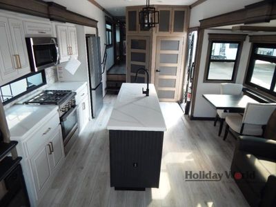 2025 Keystone Montana - Photo 5