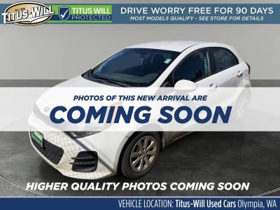 2016 Kia Rio — side profile view