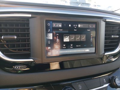 2023 Chrysler Voyager - Photo 19