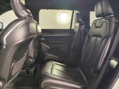 2022 Jeep Grand Cherokee L — photo 17 view