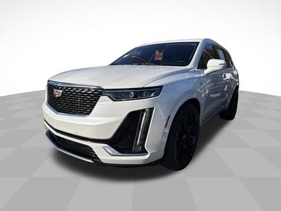 2022 CADILLAC XT6 Premium Luxury in Crystal White Tricoat — front three-quarter view