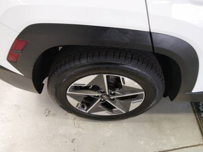 2025 Hyundai Tucson — photo 10 view