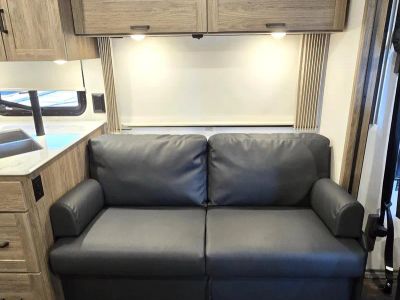 2026 Winnebago SUNSTAR - Photo 7