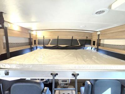 2026 Winnebago SUNSTAR - Photo 4