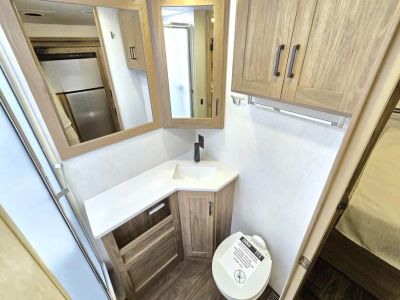 2026 Winnebago SUNSTAR - Photo 18