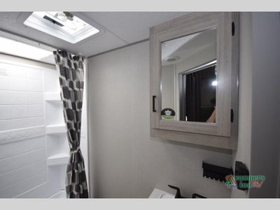 2026 Coachmen RV Catalina Legacy — photo 37 view