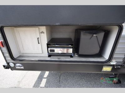2026 Coachmen RV Catalina Legacy — photo 8 view