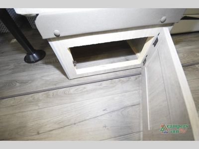 2026 Coachmen RV Catalina Legacy — photo 21 view