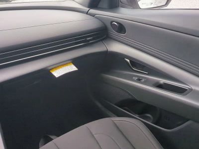 2026 Hyundai ELANTRA — photo 18 view