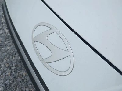 2026 Hyundai ELANTRA — photo 13 view