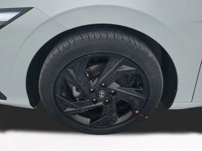 2026 Hyundai ELANTRA — photo 11 view