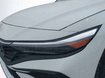 2026 Hyundai ELANTRA — photo 10 view