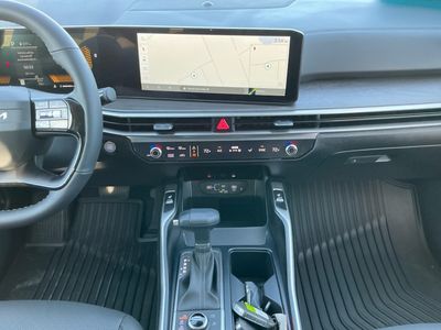 2026 Kia Sorento — photo 7 view
