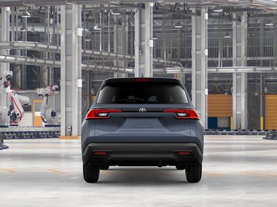 2026 Toyota Grand Highlander — photo 8 view