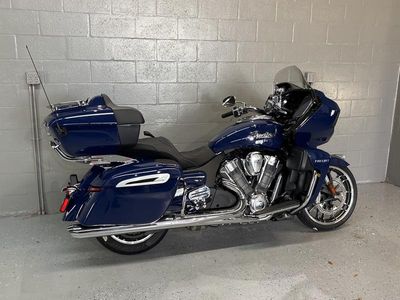 2025 Indian Motorcycle Pursuit Limited 112 w/PowerBand Audio Springfield Blue - Photo 6