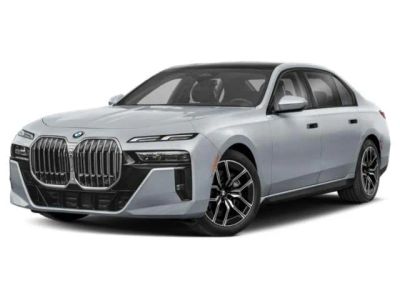 2026 BMW 7 Series 760i xDrive in Brooklyn Grey Metallic — front three-quarter view