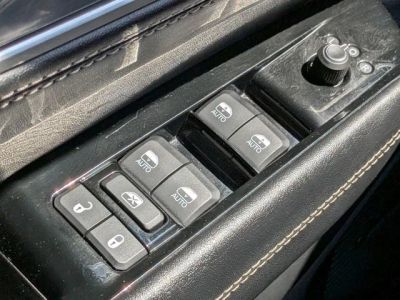2022 Jeep Wagoneer — photo 27 view