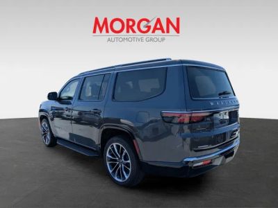2022 Jeep Wagoneer — detail view