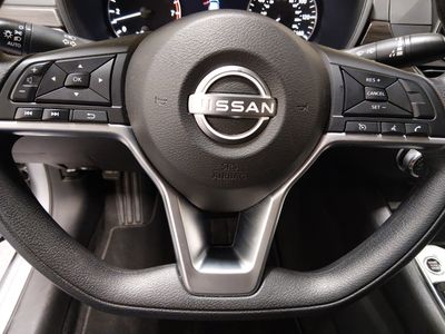 2024 Nissan Altima — photo 12 view