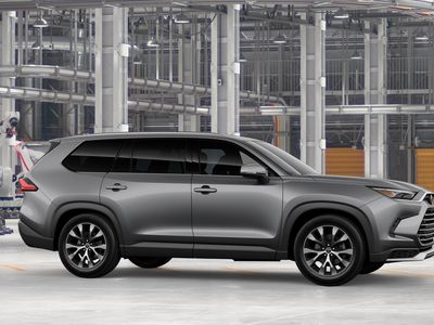 2026 Toyota Grand Highlander Hybrid - Photo 15