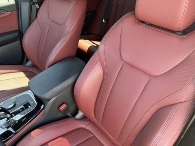 2023 BMW X4 — photo 22 view