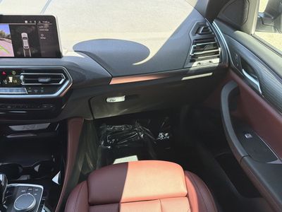 2023 BMW X4 — photo 16 view