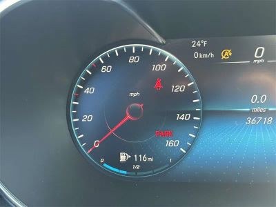 2022 Mercedes-Benz GLC - Photo 3