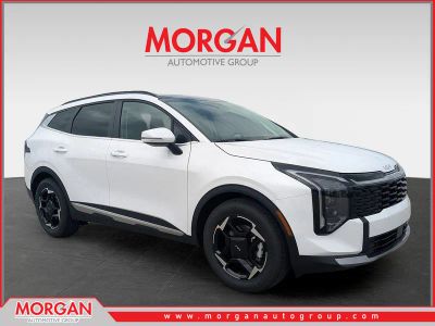 2026 Kia Sportage EX in Glacial White Pearl — front three-quarter view
