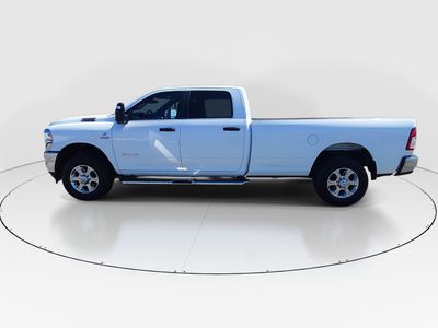 2024 Ram 3500 - Photo 4
