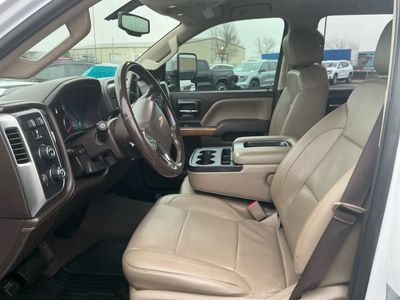 2019 Chevrolet Silverado 3500HD - Photo 9
