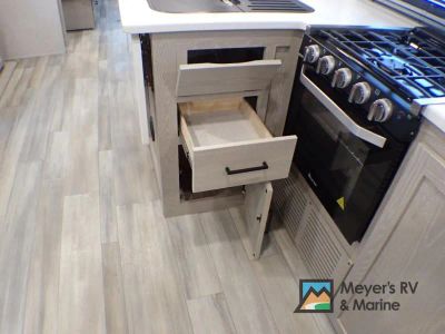 2023 Forest River RV Flagstaff Super Lite - Photo 27