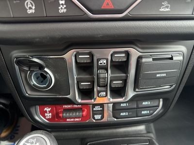 2026 Jeep Wrangler - Photo 61