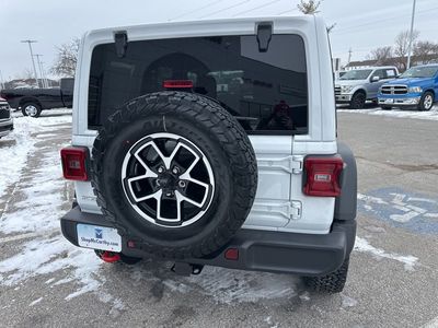 2026 Jeep Wrangler - Photo 23