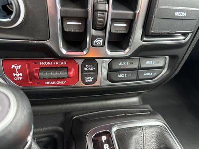2026 Jeep Wrangler - Photo 4
