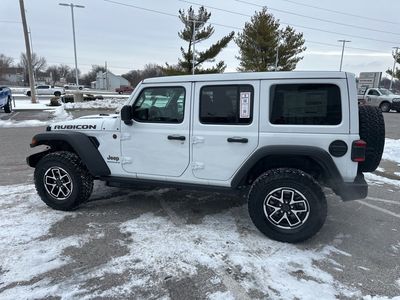 2026 Jeep Wrangler - Photo 18