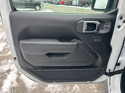 2026 Jeep Wrangler - Photo 51