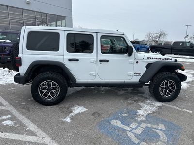 2026 Jeep Wrangler - Photo 27