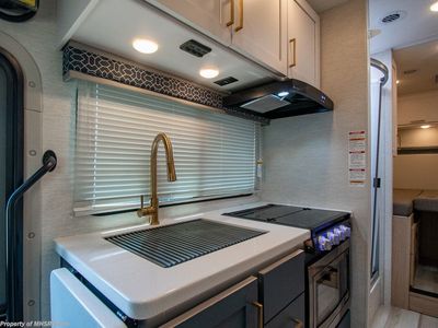 2026 Thor Motor Coach Quantum Sprinter - Photo 14